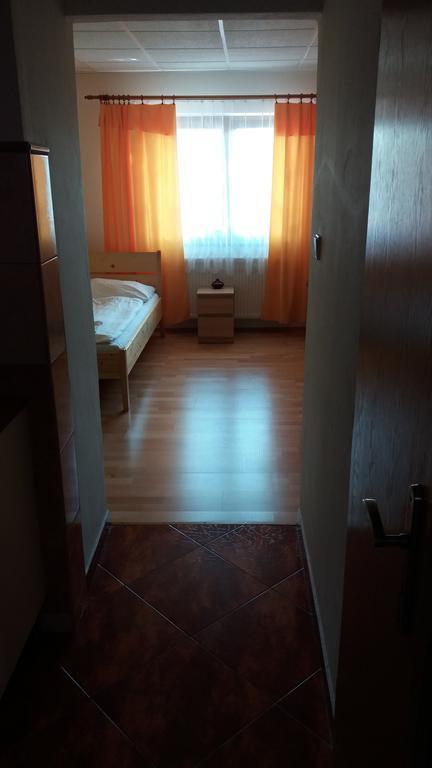 Retro Vrbovec Hotel Luaran gambar
