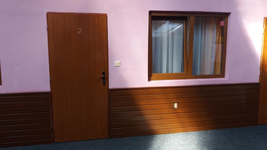 Retro Vrbovec Hotel Luaran gambar