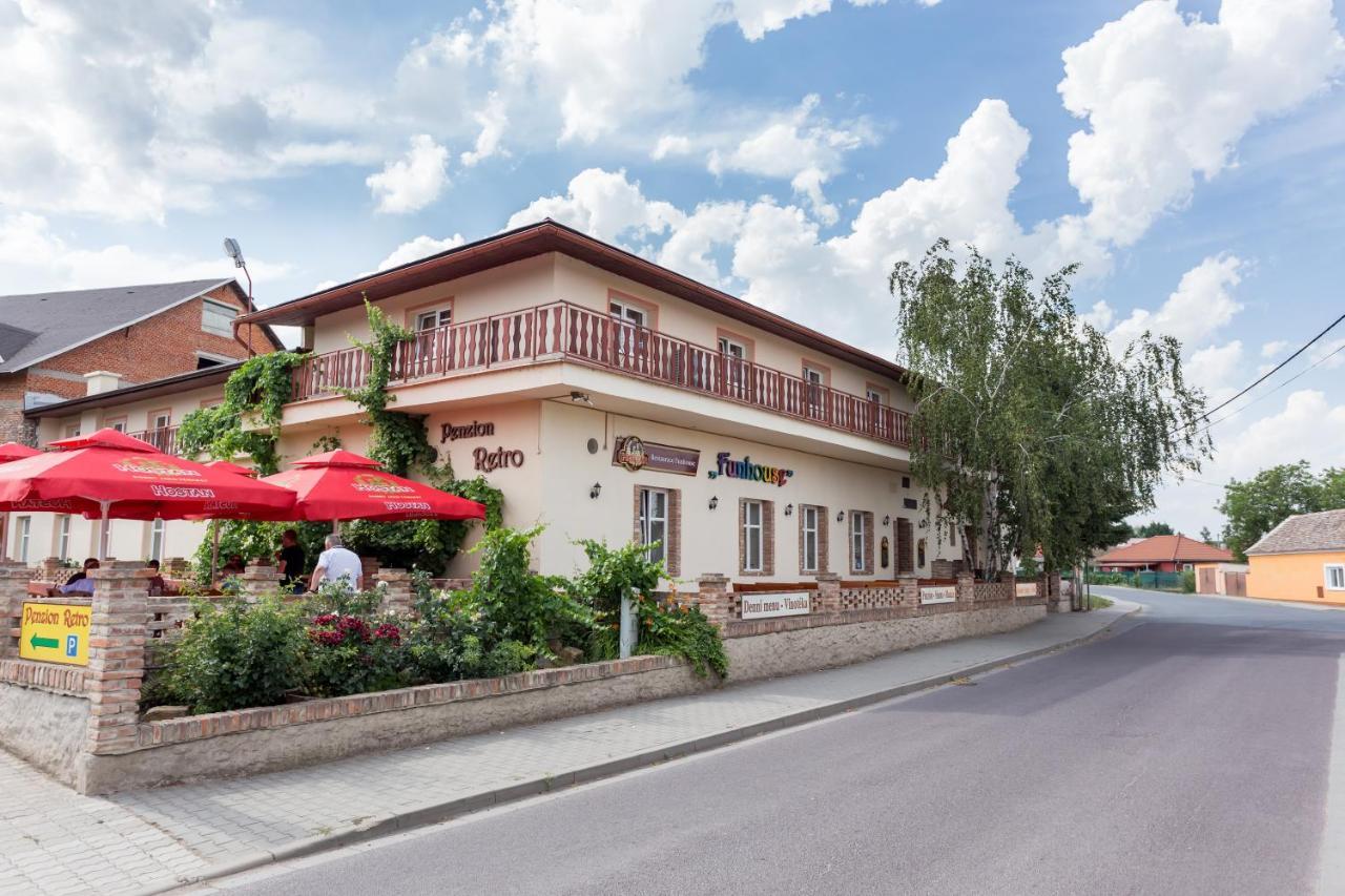 Retro Vrbovec Hotel Luaran gambar